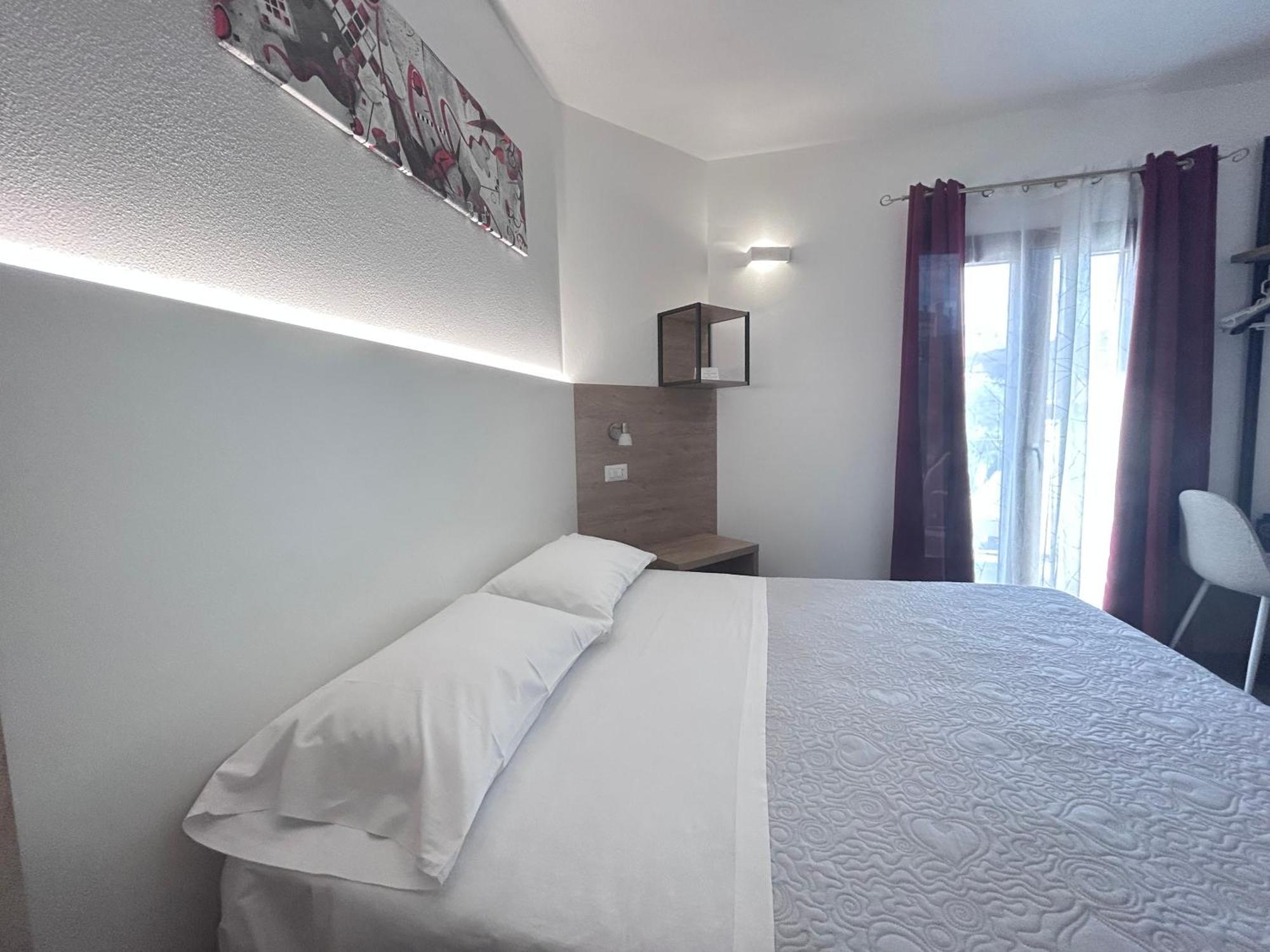 Longevity Hotel Tortolì Esterno foto