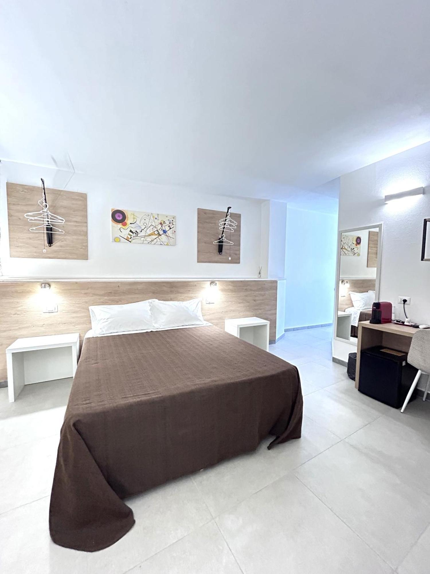 Longevity Hotel Tortolì Esterno foto