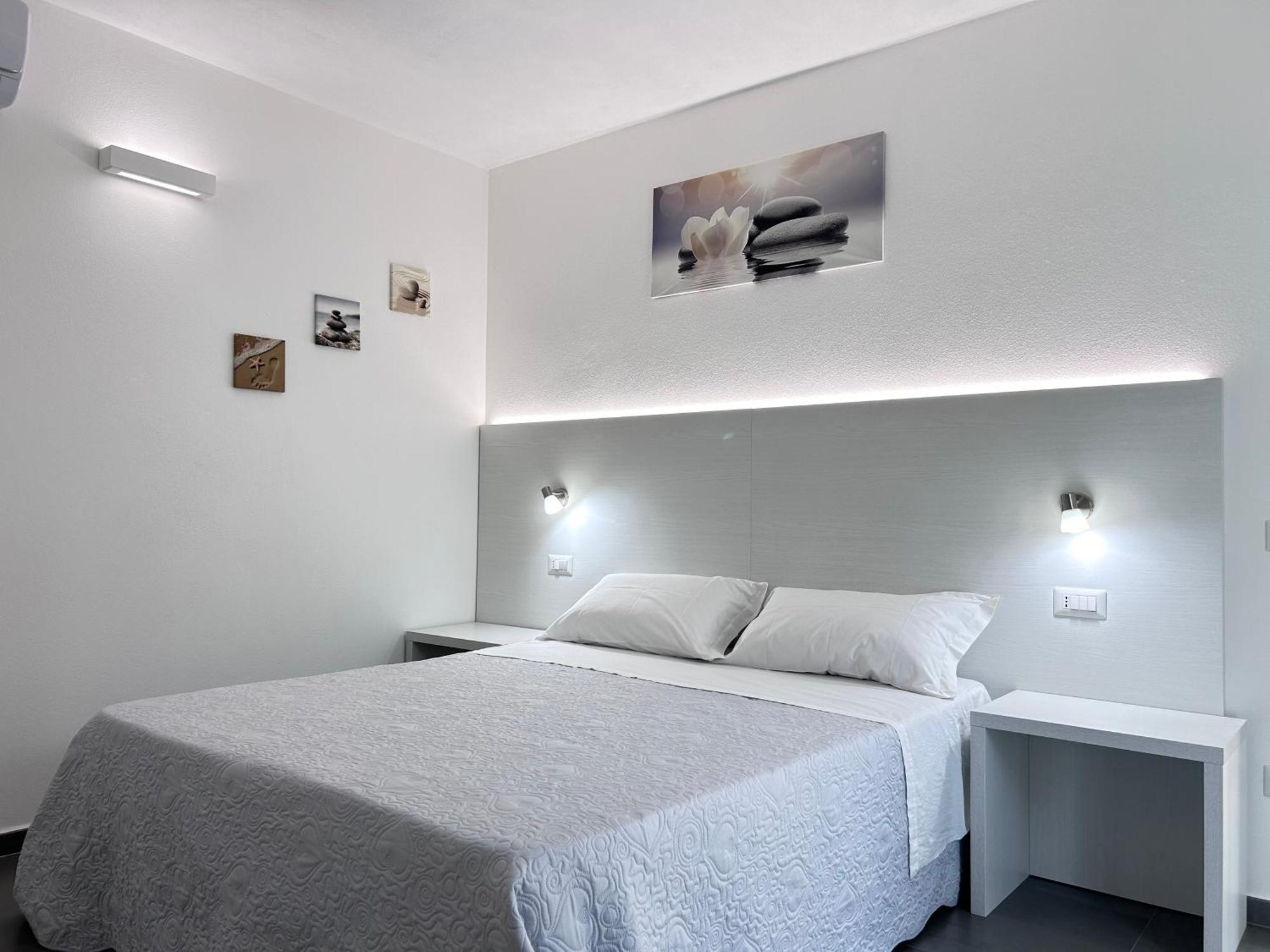 Longevity Hotel Tortolì Esterno foto