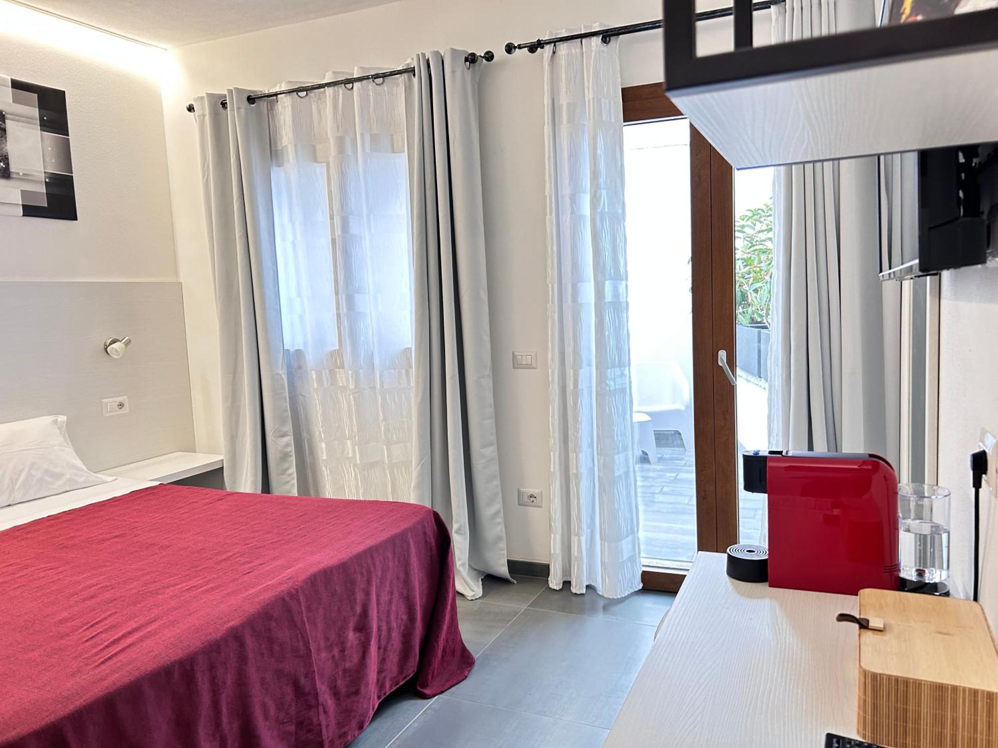 Longevity Hotel Tortolì Esterno foto